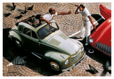 Collision on the streets of Milan involving a Ferrari and a Fiat